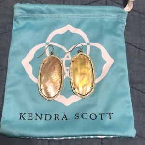 Kendra Scott Danielle Earrings